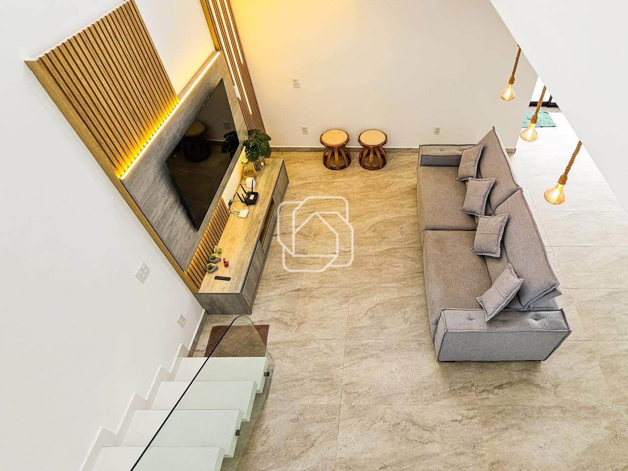 Casa de Condomínio à venda em Itu - SP - Residencial Parque Campos de Santo Antônio II: Vista da escada