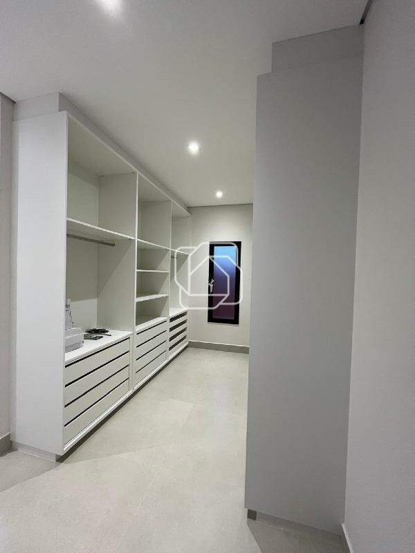 Casa de Condomínio à venda em Itu - SP - Residencial Parque Campos de Santo Antônio II: Closet