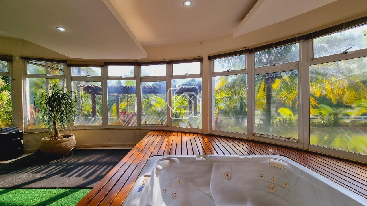 Casa de Condomínio para aluguel em Indaiatuba - SP - Colinas do Mosteiro de Itaici: Jacuzzi