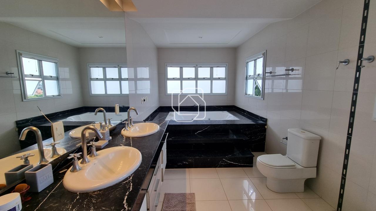 Casa de Condomínio para aluguel em Indaiatuba - SP - Colinas do Mosteiro de Itaici: Banheiro