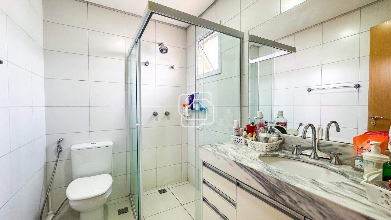 Apartamento à venda em Indaiatuba - SP - Condomínio Le Château Frontenac: Banheiro