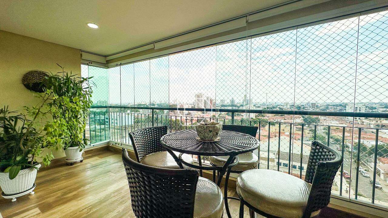 Apartamento à venda em Indaiatuba - SP - Condomínio Le Château Frontenac: Varanda gourmet 