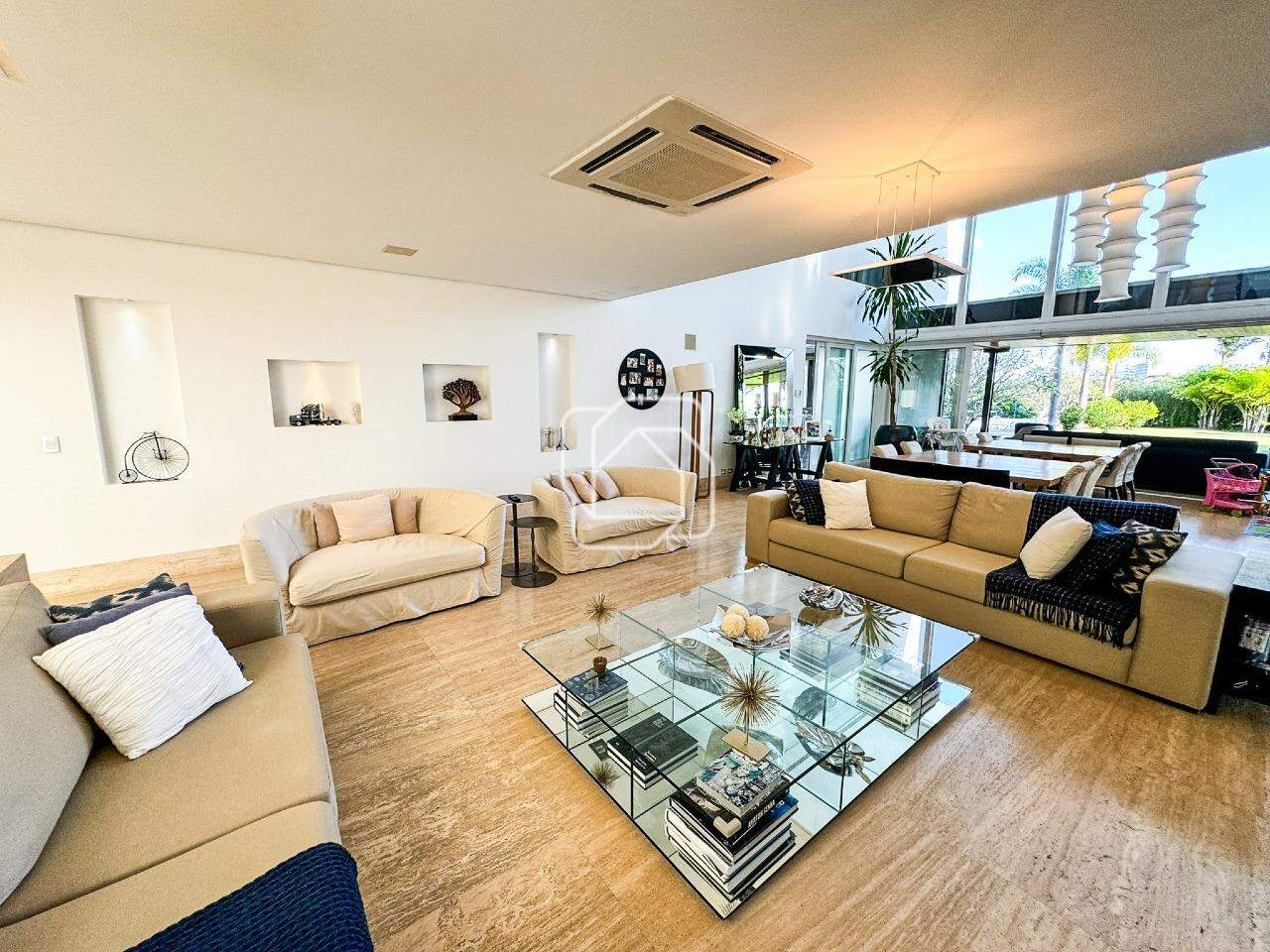 Casa de Condomínio à venda em Itu - SP - Jardim Plaza Atheneé: Sala de estar