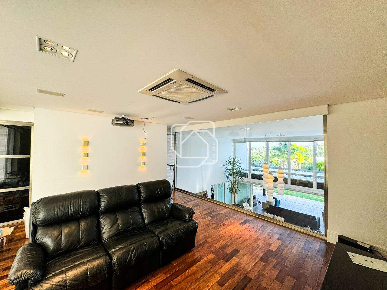 Casa de Condomínio à venda em Itu - SP - Jardim Plaza Atheneé: Home cinema