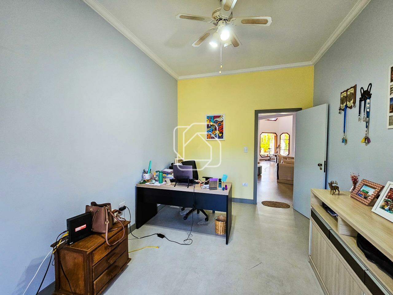 Casa de Condomínio à venda em Indaiatuba - SP - Vale das Laranjeiras: Escritório
