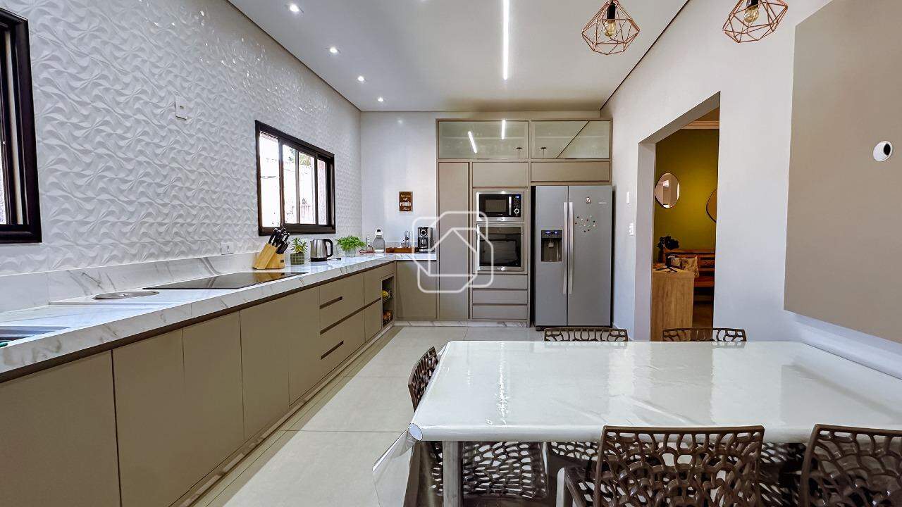 Casa de Condomínio à venda em Indaiatuba - SP - Vale das Laranjeiras: Cozinha