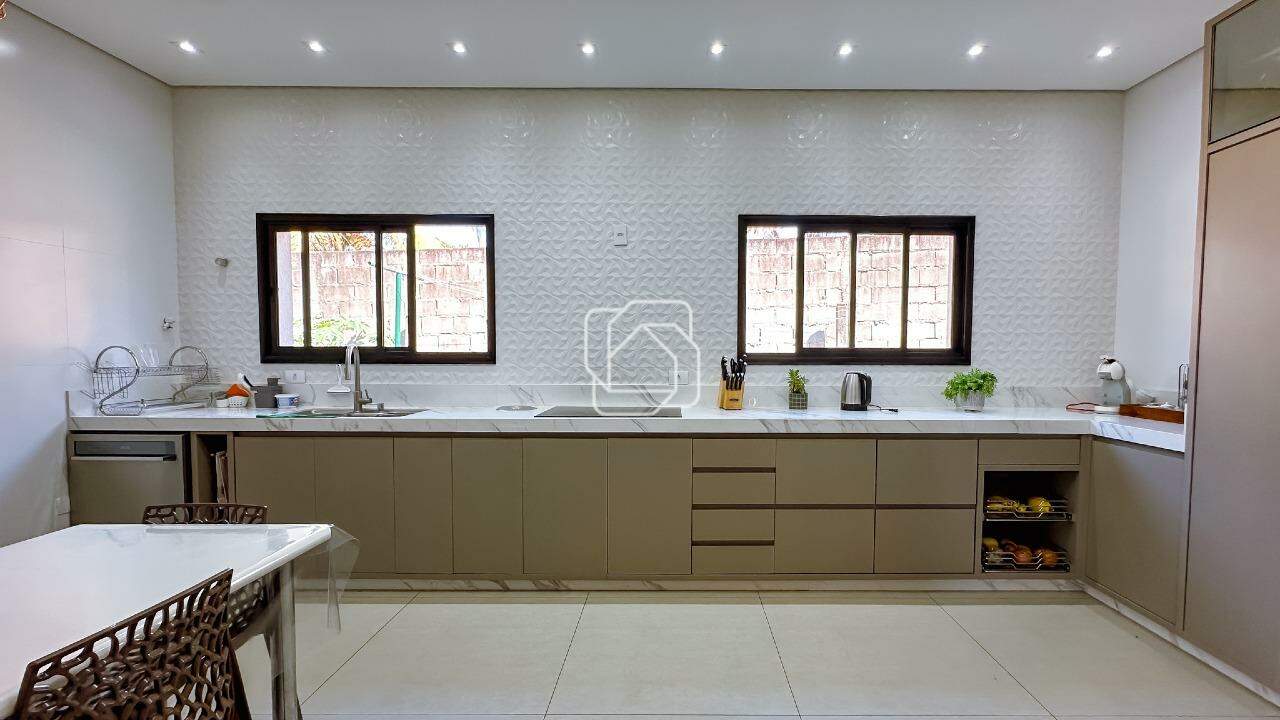 Casa de Condomínio à venda em Indaiatuba - SP - Vale das Laranjeiras: Cozinha