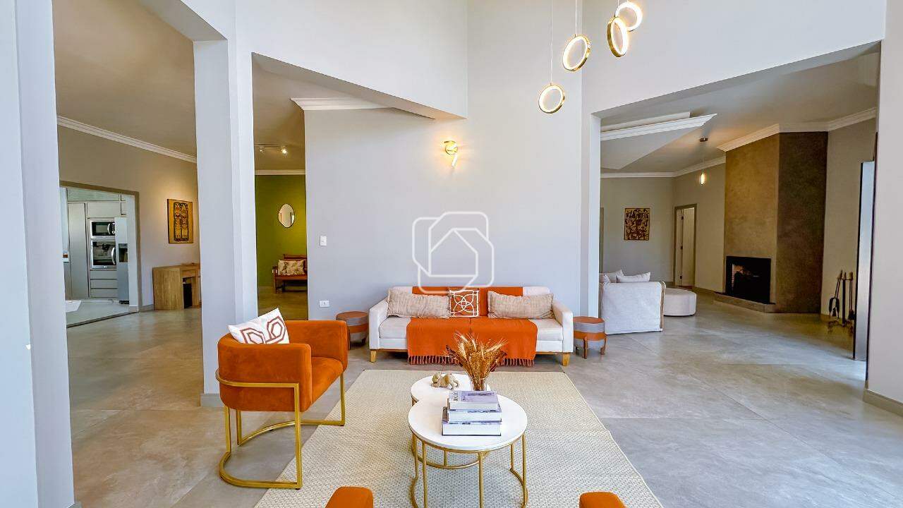 Casa de Condomínio à venda em Indaiatuba - SP - Vale das Laranjeiras: Sala de estar