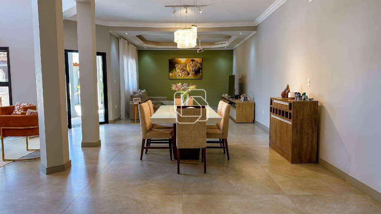 Casa de Condomínio à venda em Indaiatuba - SP - Vale das Laranjeiras: Sala de jantar