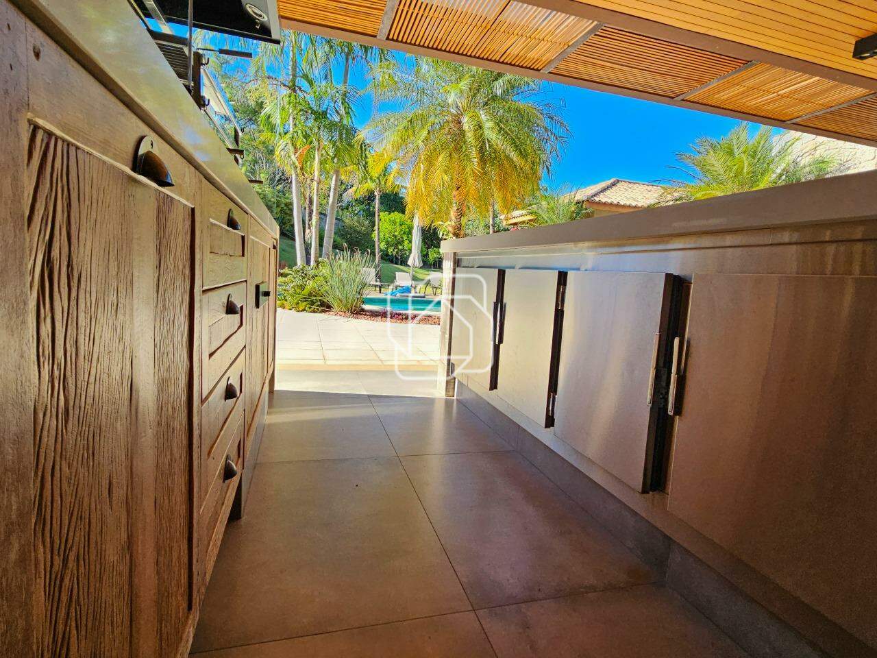 Casa de Condomínio à venda em Itu - SP - Fazenda Vila Real de Itu: Balcão refrigerado no espaço gourmet