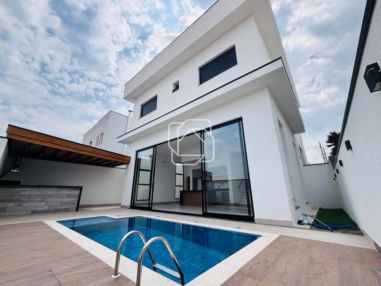 Casa de Condomínio à venda em Salto - SP - Residencial Central Parque: