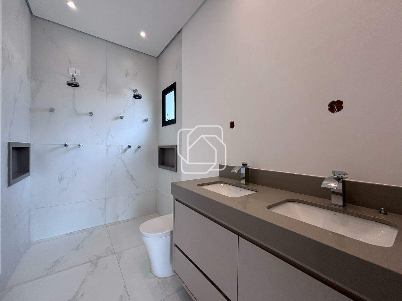 Casa de Condomínio à venda em Salto - SP - Residencial Central Parque: