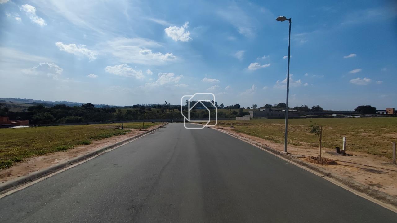 Terreno à venda em Indaiatuba - SP - Reserva Petrus: Rua do terreno