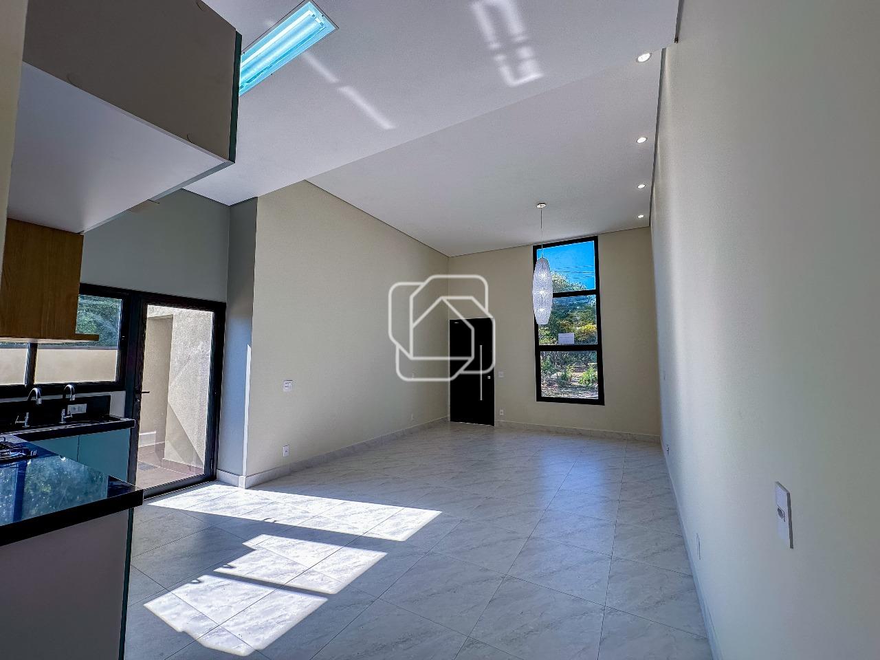 Casa de Condomínio à venda em Salto - SP - Village Moutonnée: Salas e cozinha integradas