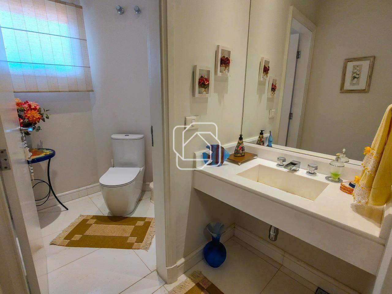 Casa de Condomínio à venda em Itu - SP - Parque Village Castelo: Lavabo