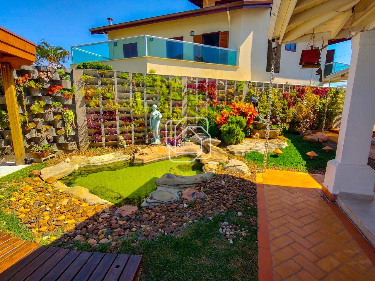 Casa de Condomínio à venda em Itu - SP - Parque Village Castelo: Fonte
