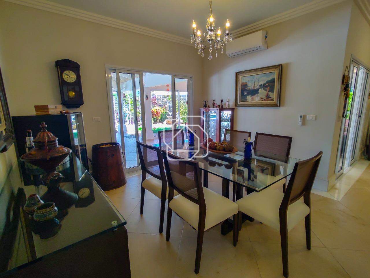 Casa de Condomínio à venda em Itu - SP - Parque Village Castelo: Sala de jantar