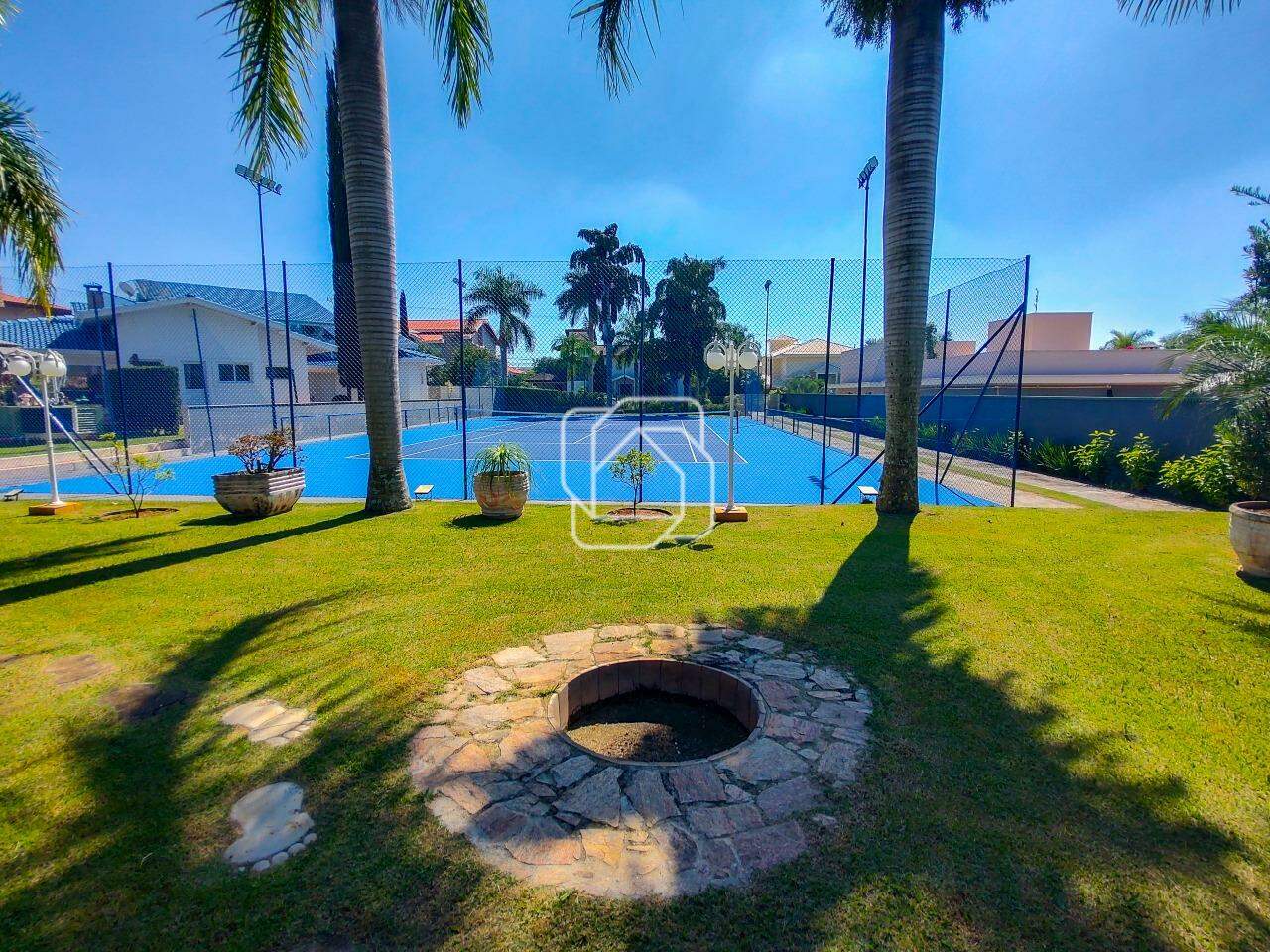 Casa de Condomínio à venda em Itu - SP - Parque Village Castelo: Quadra de tênis