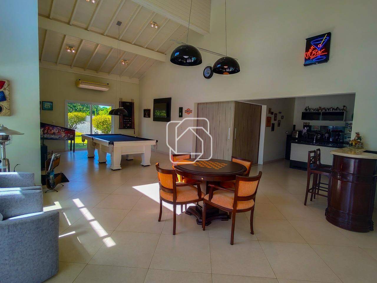 Casa de Condomínio à venda em Itu - SP - Parque Village Castelo: Salão de jogos