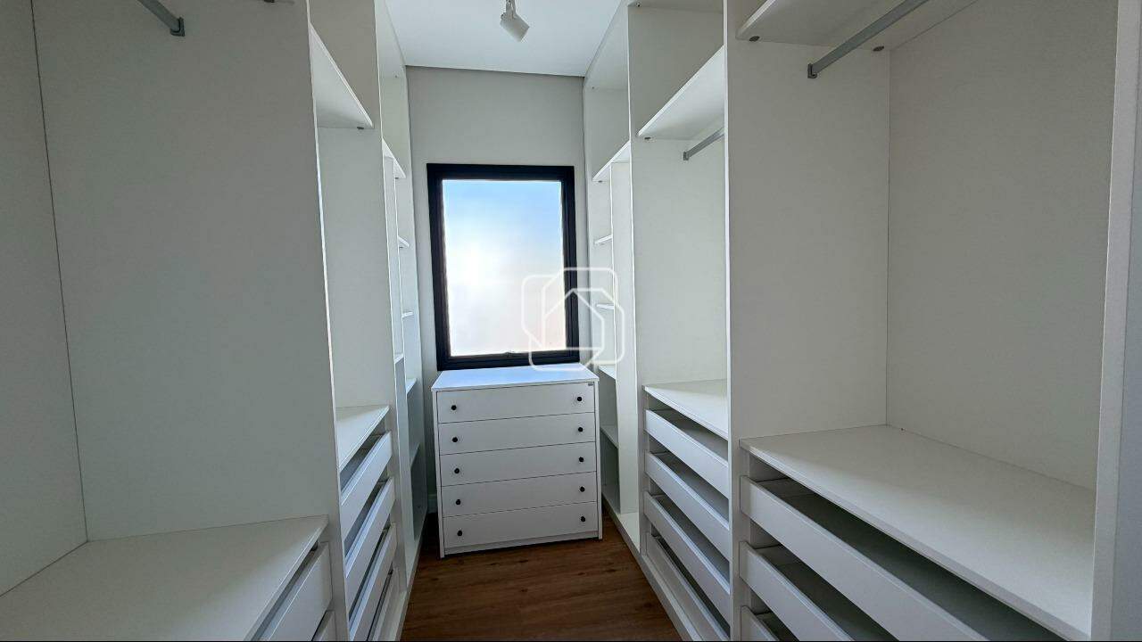 Casa de Condomínio à venda em Salto - SP - Portal dos Bandeirantes: Closet