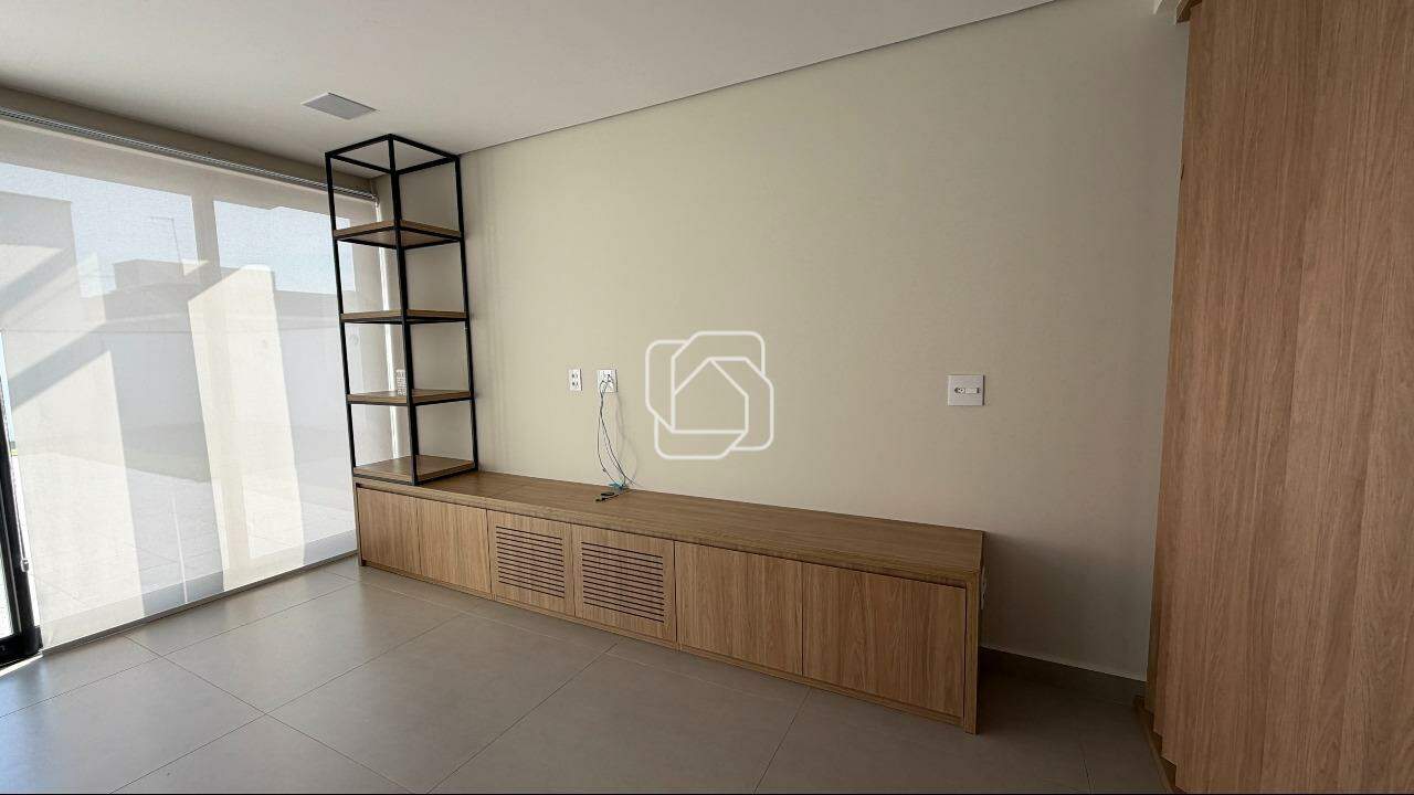 Casa de Condomínio à venda em Salto - SP - Portal dos Bandeirantes: Sala de TV