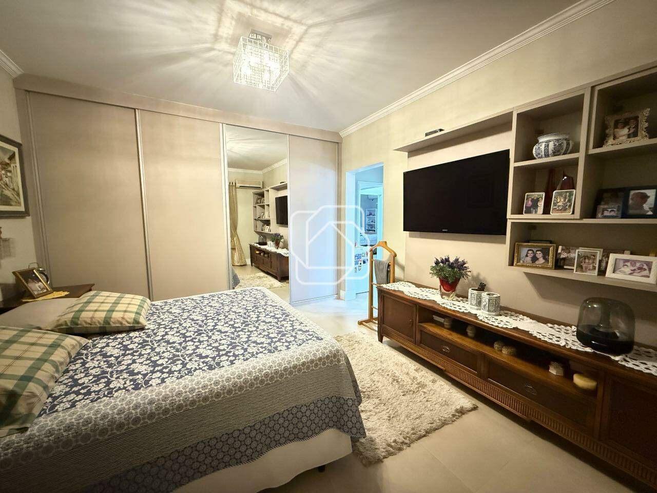 Casa de Condomínio à venda em Salto - SP - Haras Paineiras: 