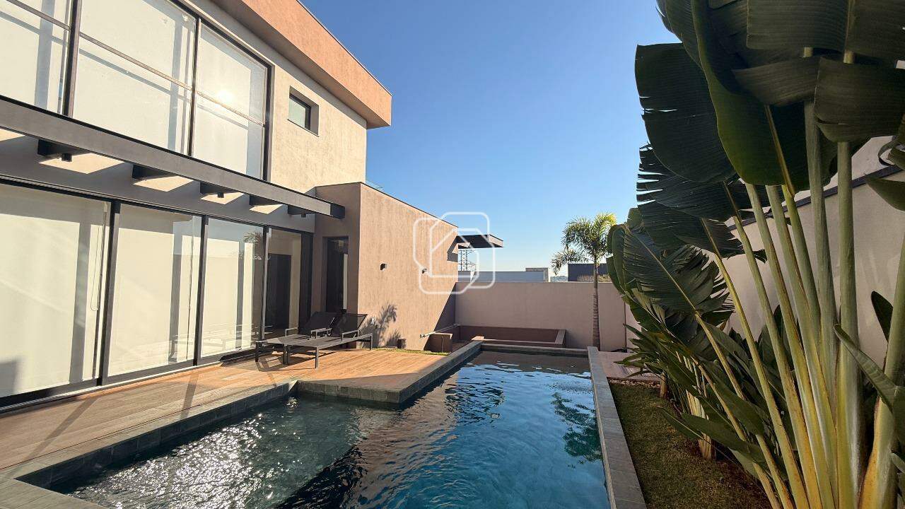 Casa de Condomínio à venda em Itu - SP - Condomínio Villas do Golfe: Área da piscina