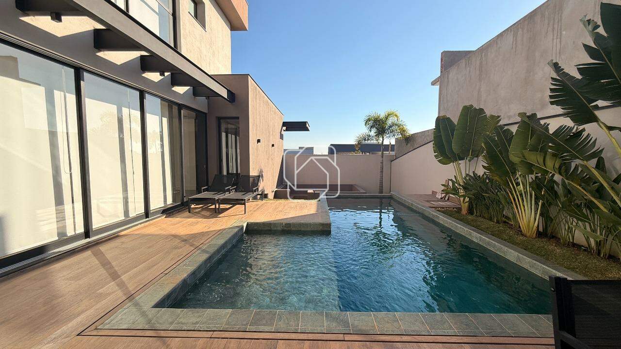 Casa de Condomínio à venda em Itu - SP - Condomínio Villas do Golfe: Área da piscina
