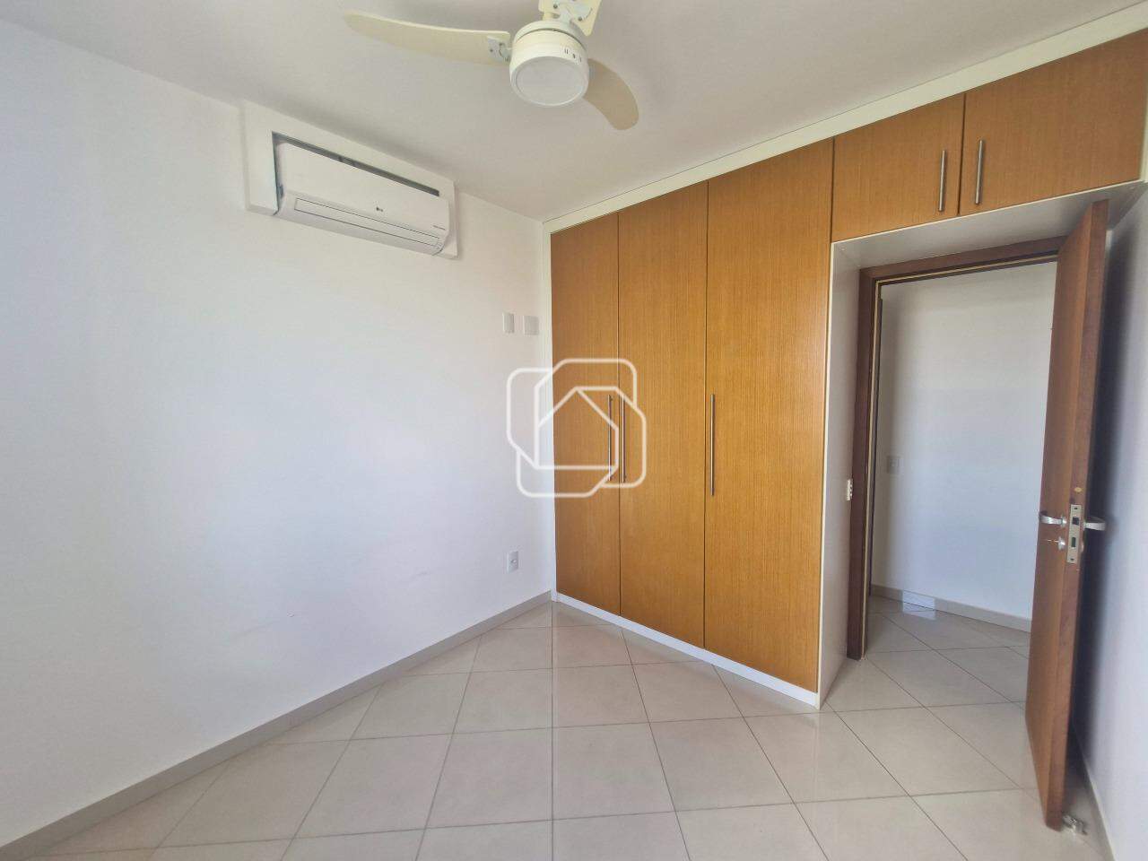Apartamento à venda em Indaiatuba - SP - Edifício Piazza Treviso: Dormitório