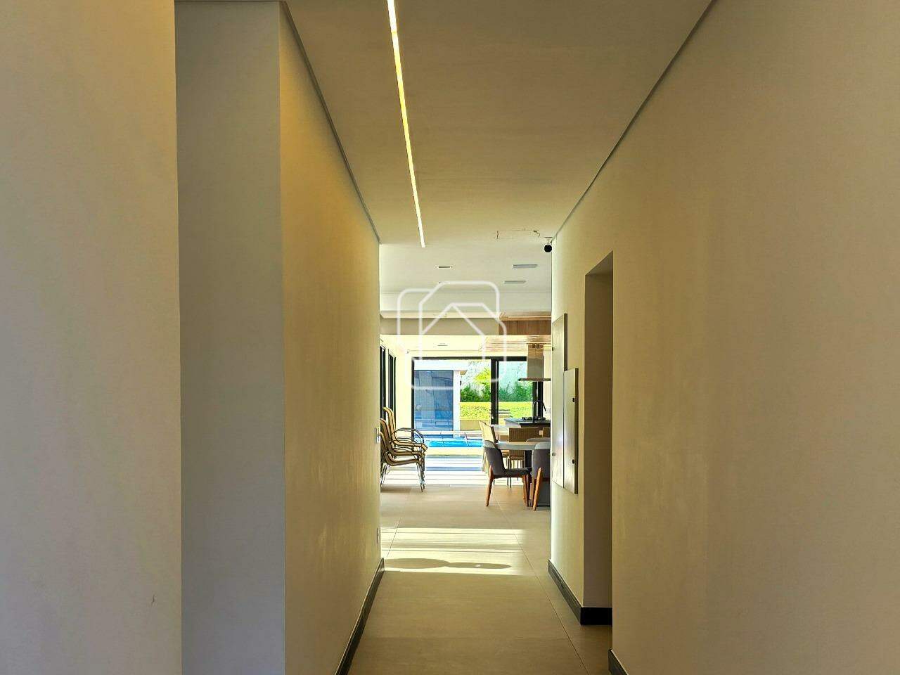 Casa de Condomínio à venda em Itu - SP - Condomínio Fazenda Kurumin: Corredor