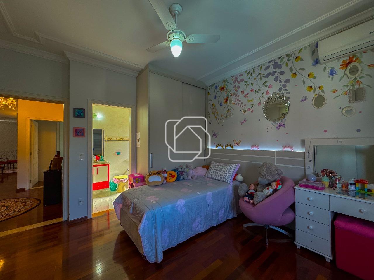 Casa de Condomínio à venda em Itu - SP - Jardim Theodora: Suíte