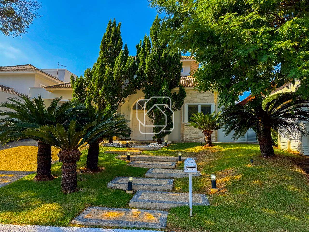 Casa de Condomínio à venda em Itu - SP - Jardim Theodora: Fachada