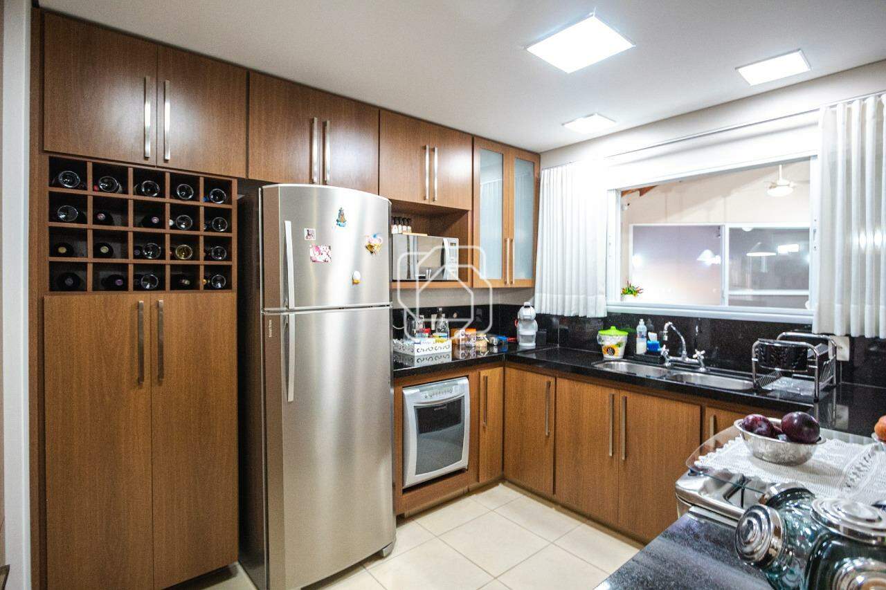 Casa de Condomínio à venda em Indaiatuba - SP - Recanto das Flores: Cozinha