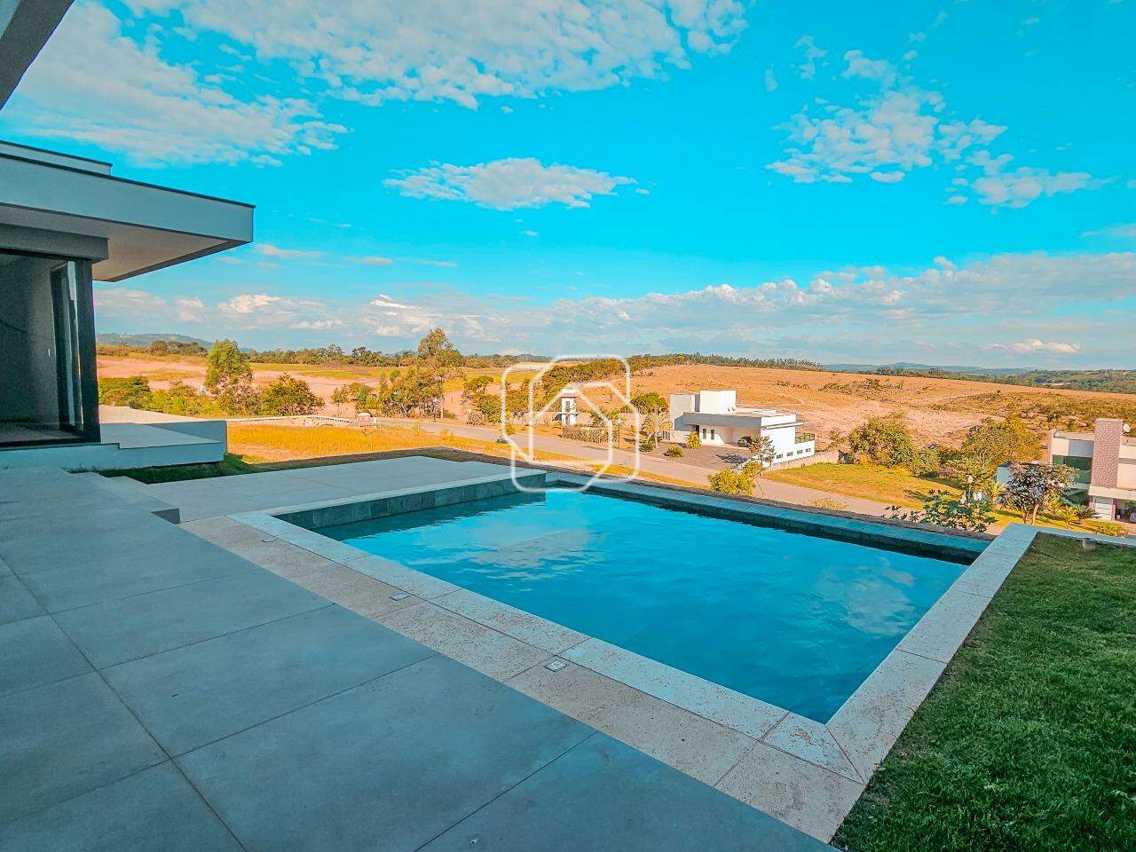 Casa de Condomínio à venda em Itu - SP - Residencial Parque Campos de Santo Antônio II: Piscina com vista