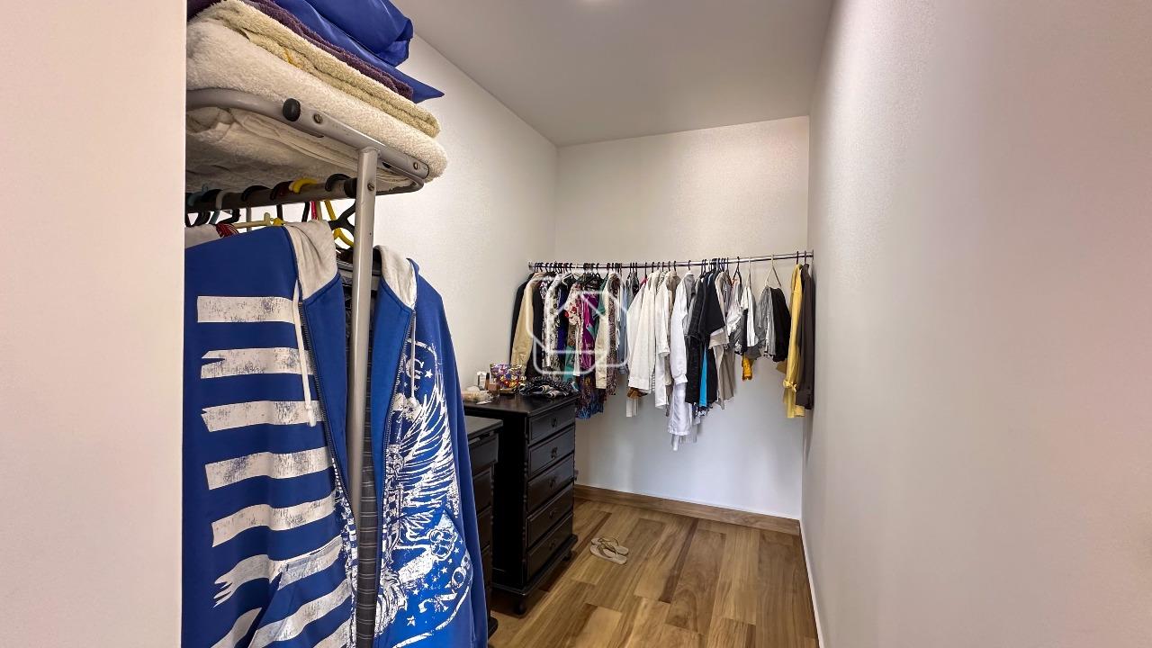 Casa de Condomínio à venda em Indaiatuba - SP - Jardim Quintas da Terracota: Closet