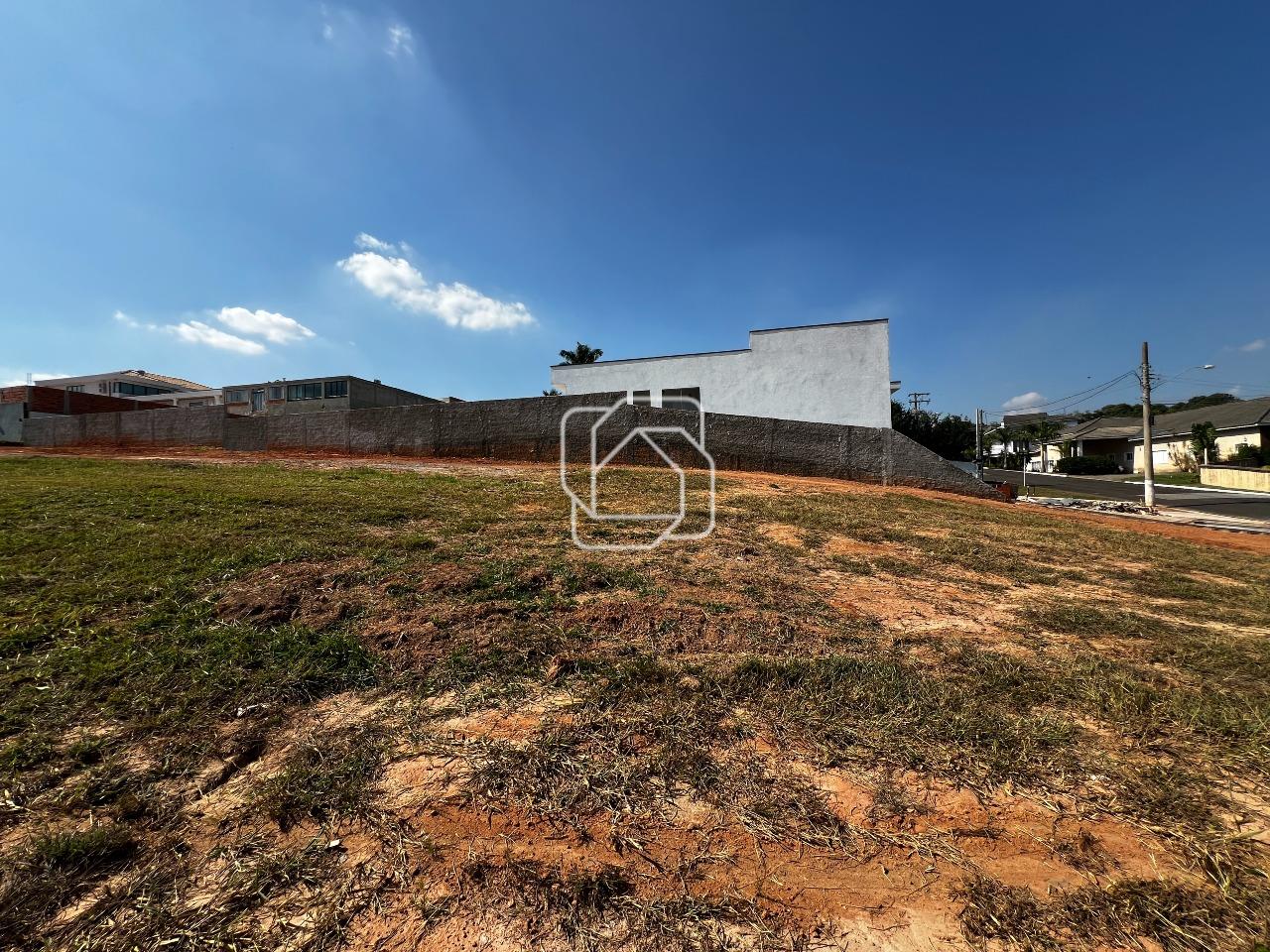 Terreno à venda em Itu - SP - Parque Village Castelo: 