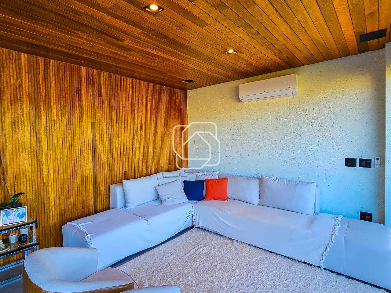 Casa de Condomínio à venda em Itu - SP - Condomínio Villas do Golfe: Sala de estar