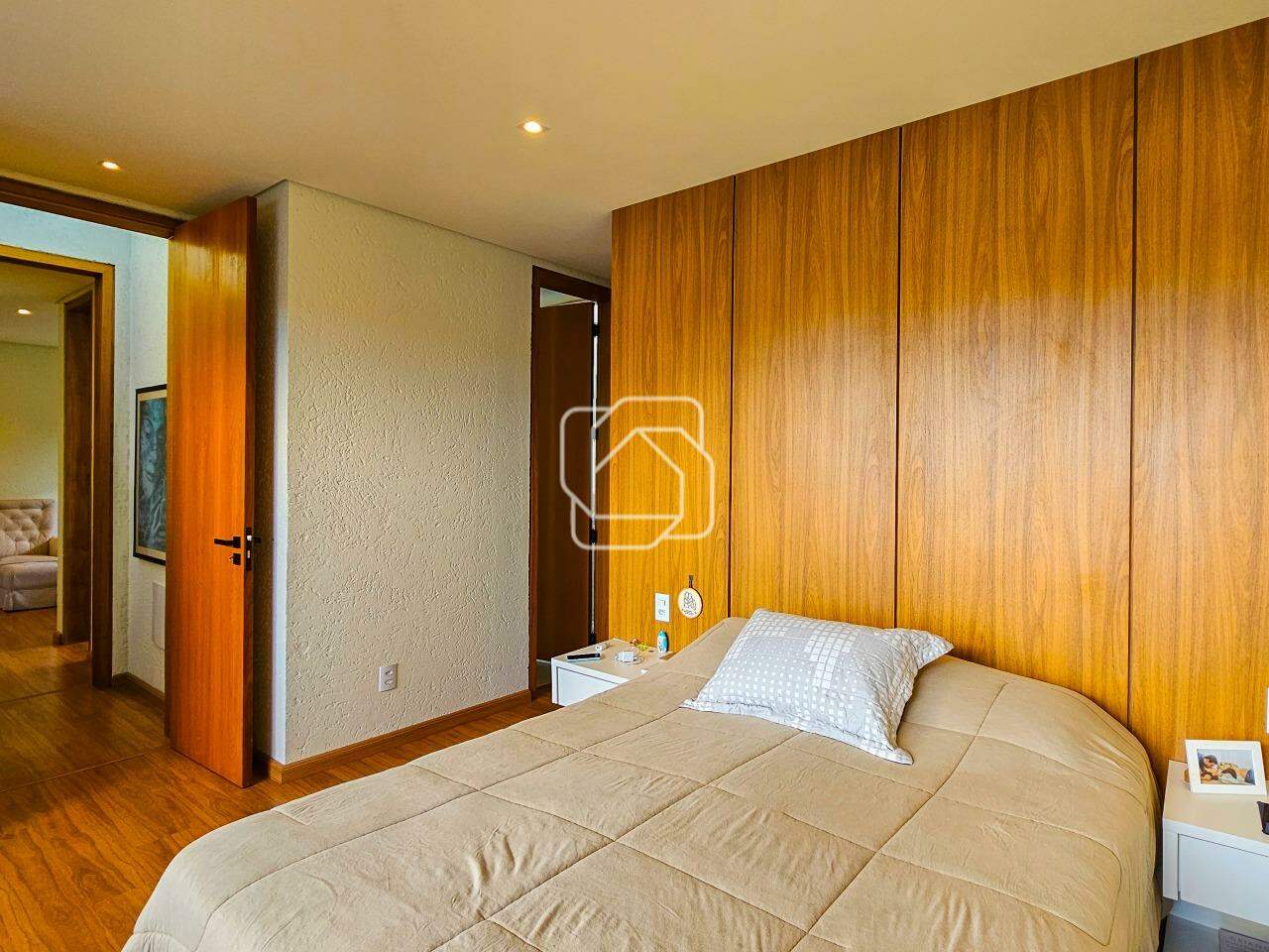 Casa de Condomínio à venda em Itu - SP - Condomínio Villas do Golfe: Suíte master com closet