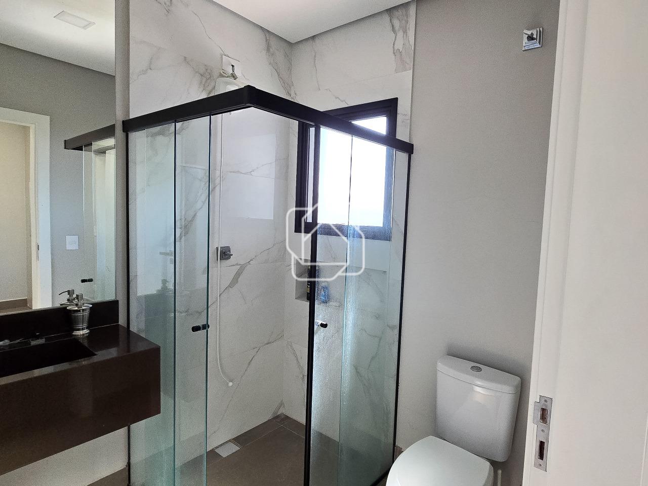 Casa de Condomínio à venda em Porto Feliz - SP - Fazenda Alvorada: Banheiro