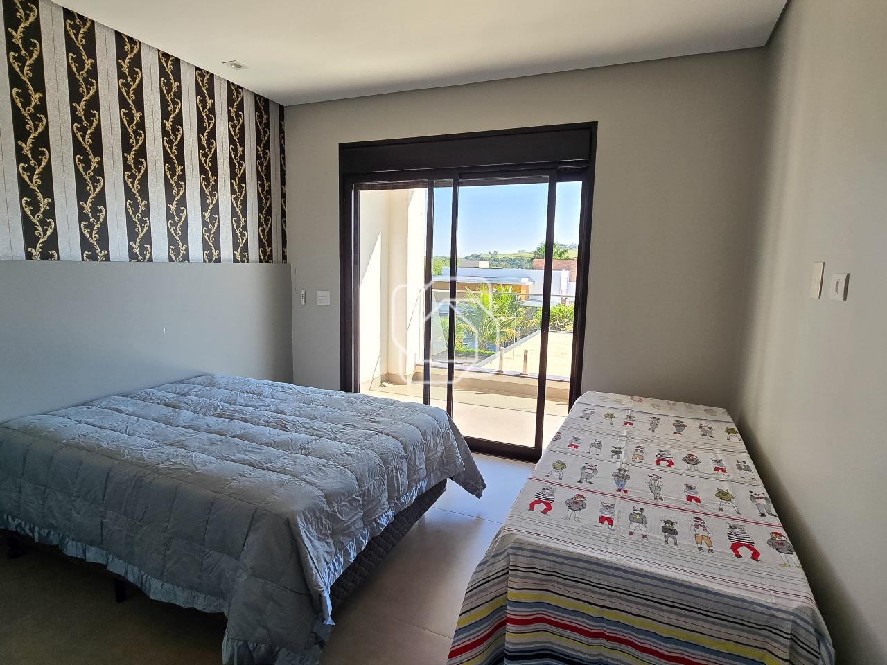 Casa de Condomínio à venda em Porto Feliz - SP - Fazenda Alvorada: Suíte