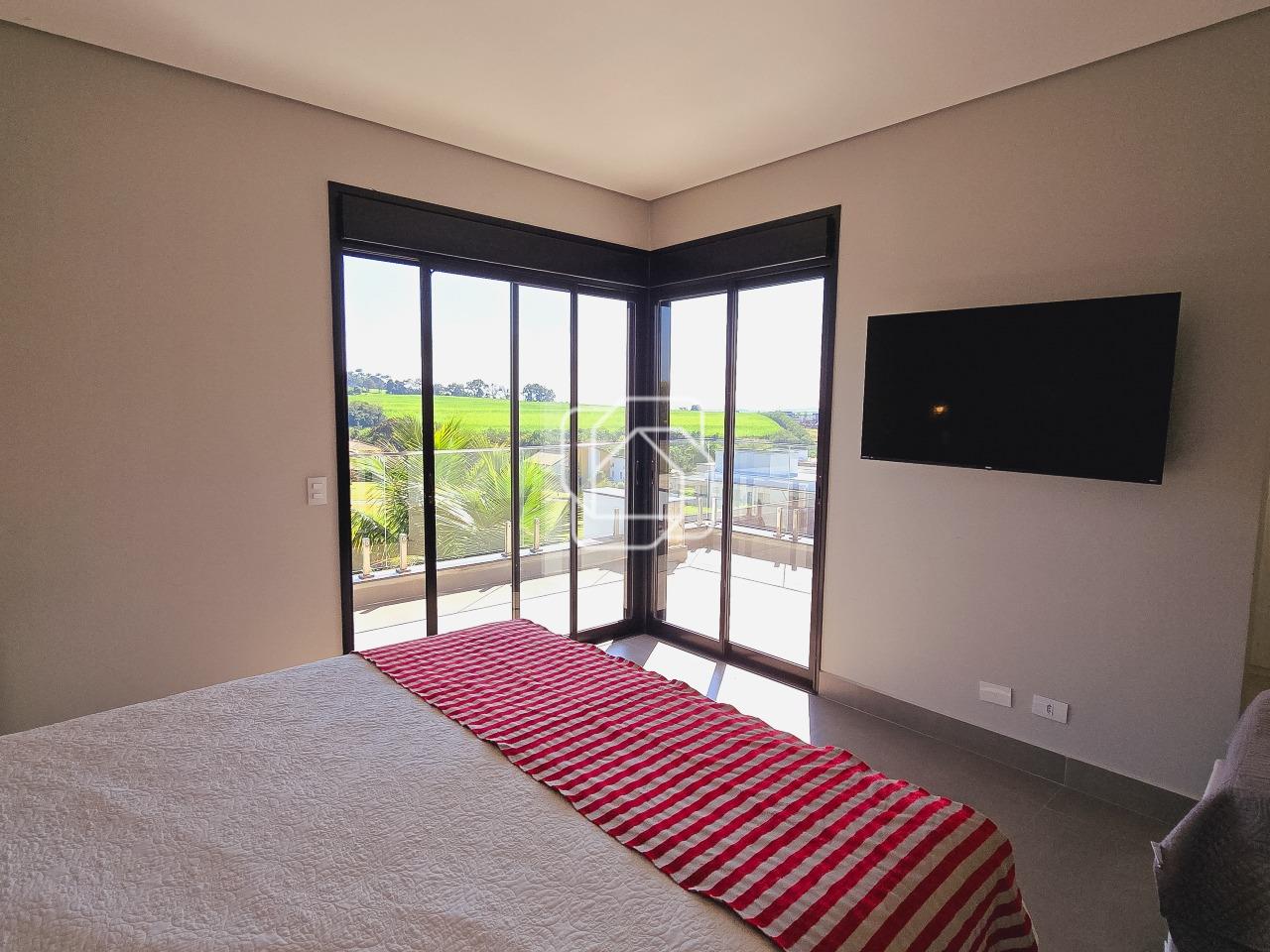 Casa de Condomínio à venda em Porto Feliz - SP - Fazenda Alvorada: Suíte