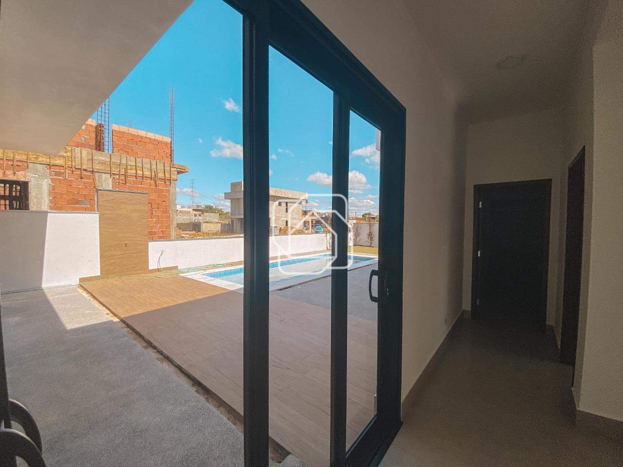 Casa de Condomínio para aluguel em Itu - SP - Condomínio Villas do Golfe: Acesso à piscina