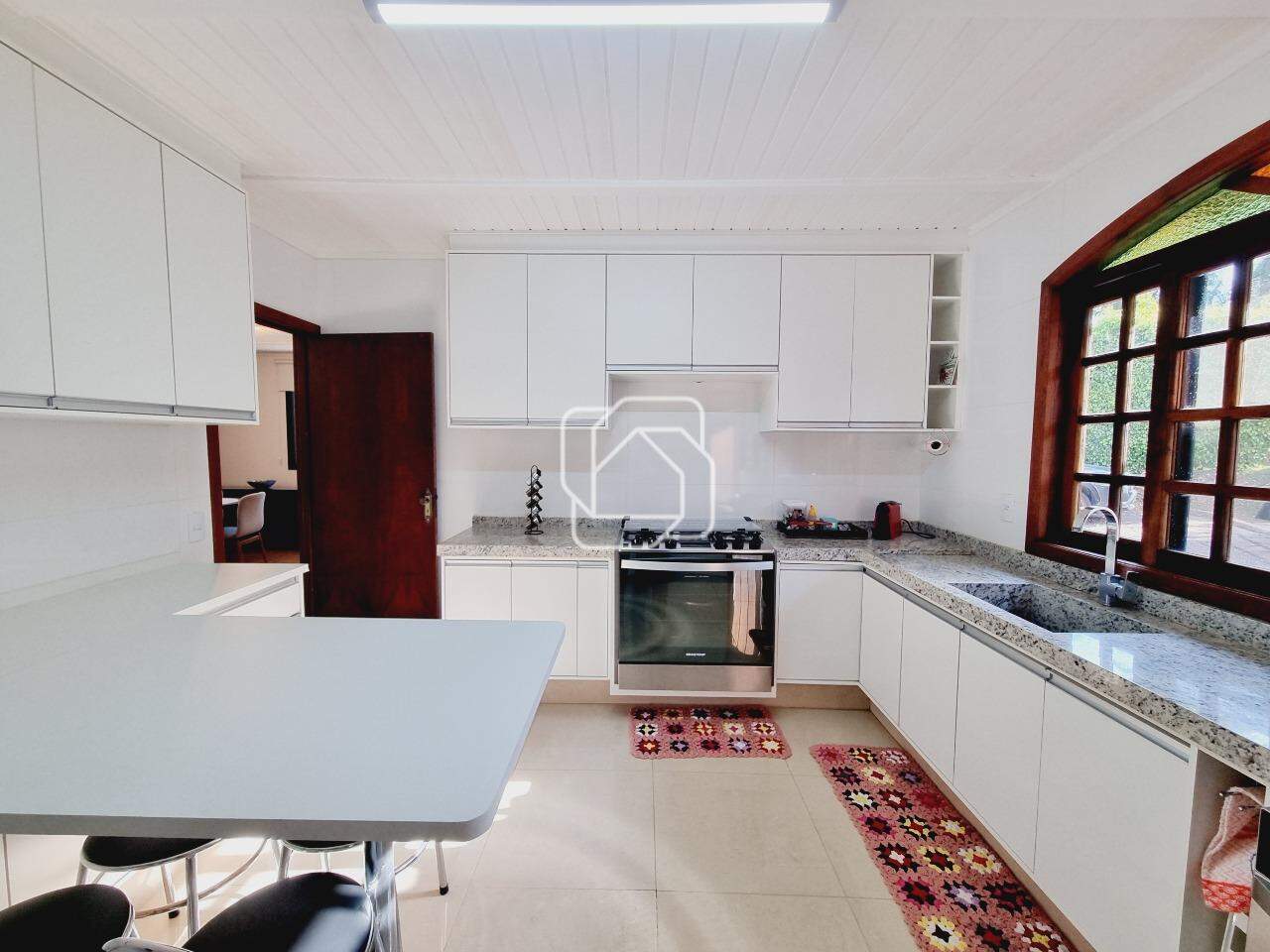 Casa de Condomínio para aluguel em Indaiatuba - SP - Vale das Laranjeiras: Cozinha
