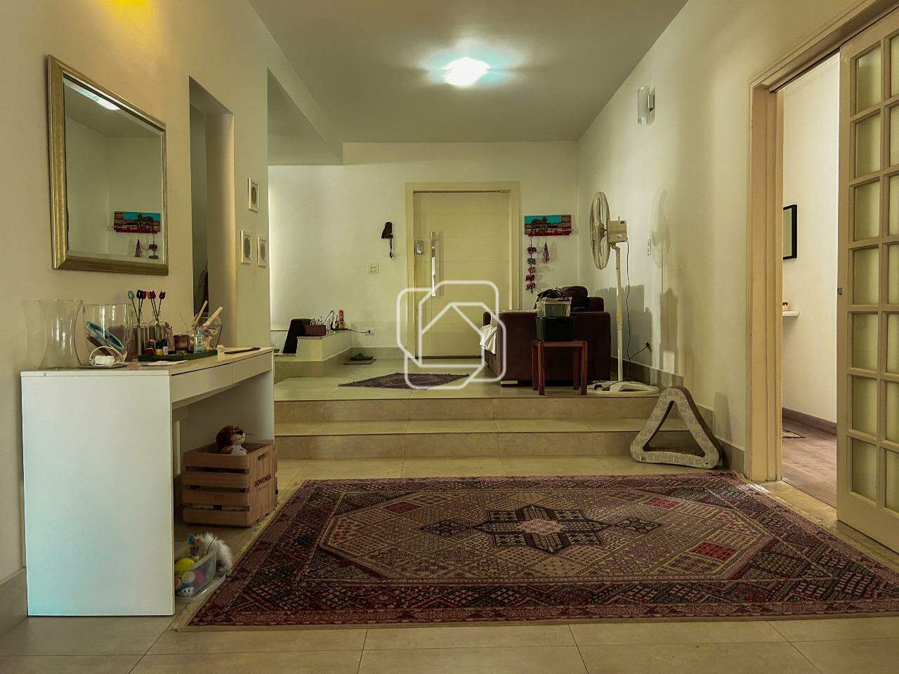 Casa de Condomínio à venda em Itu - SP - Condomínio City Castelo: Hall de entrada