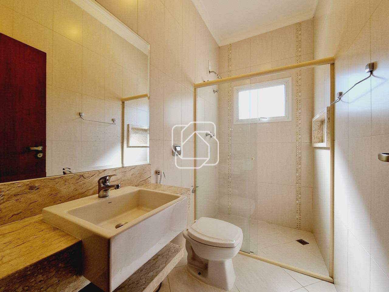 Casa de Condomínio para aluguel em Indaiatuba - SP - Jardim Residencial Santa Clara: Banheiro