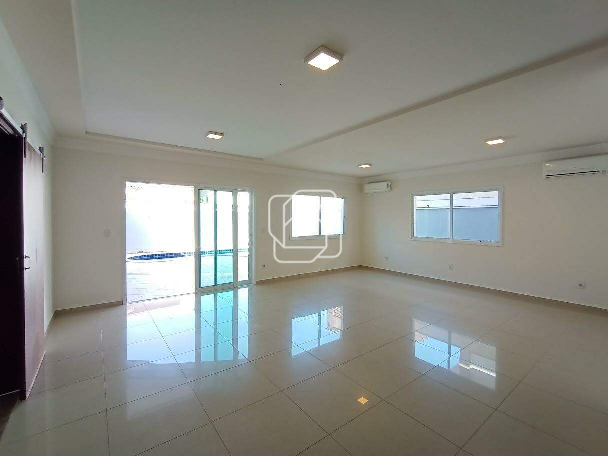 Casa de Condomínio para aluguel em Indaiatuba - SP - Jardim Residencial Santa Clara: Ambientes integrados