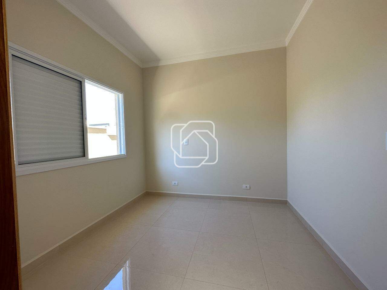 Casa de Condomínio à venda em Salto - SP - Residencial Lagos D’Icaraí: Suíte