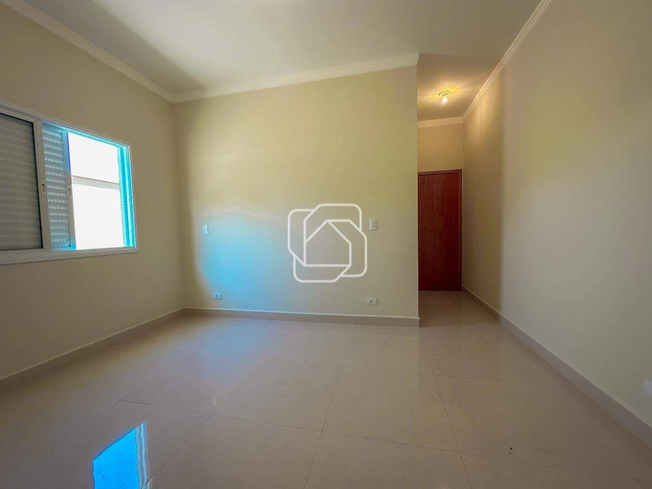 Casa de Condomínio à venda em Salto - SP - Residencial Lagos D’Icaraí: Suíte