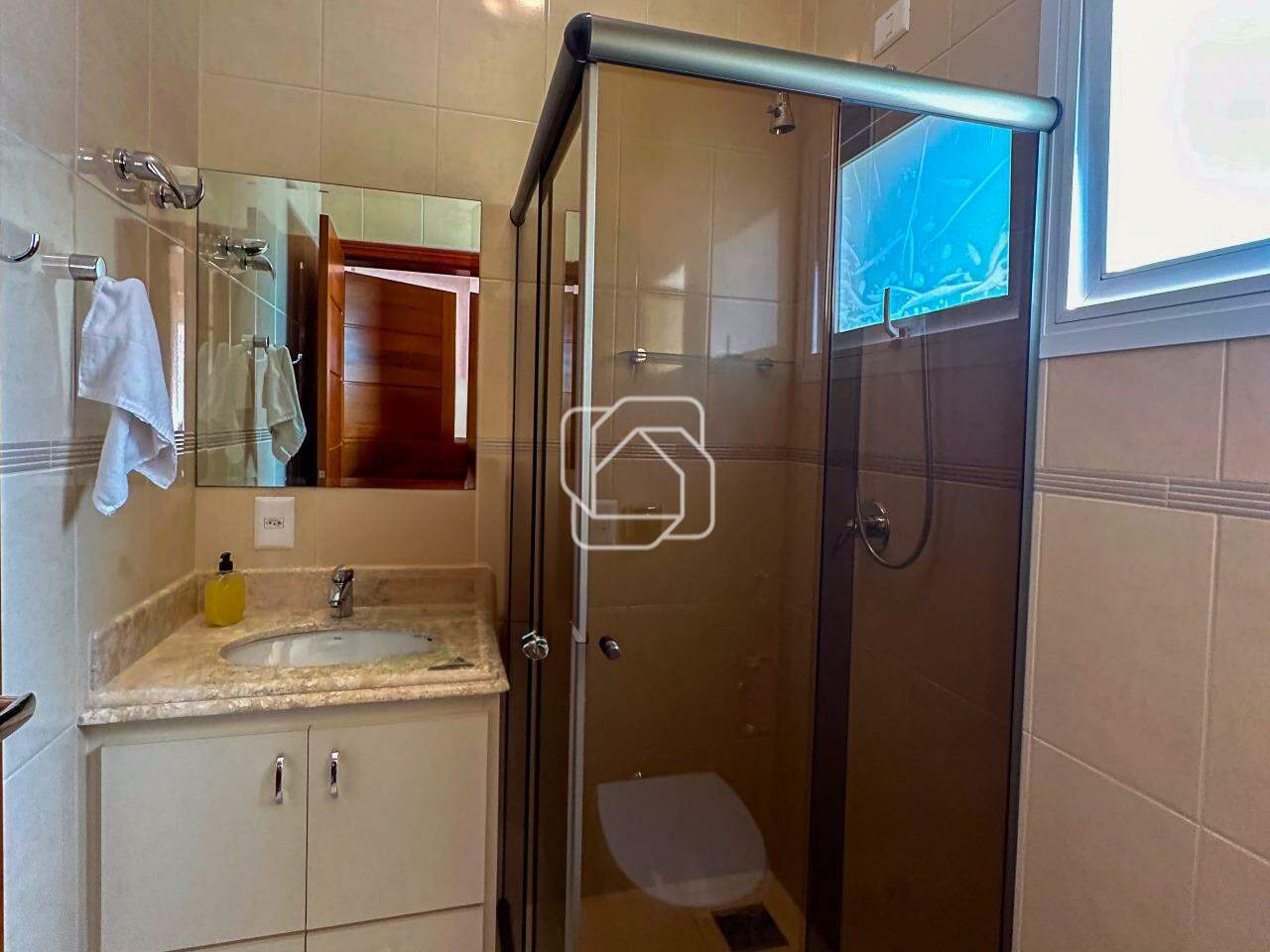 Casa de Condomínio à venda em Itu - SP - Jardim Plaza Atheneé: Banheiro