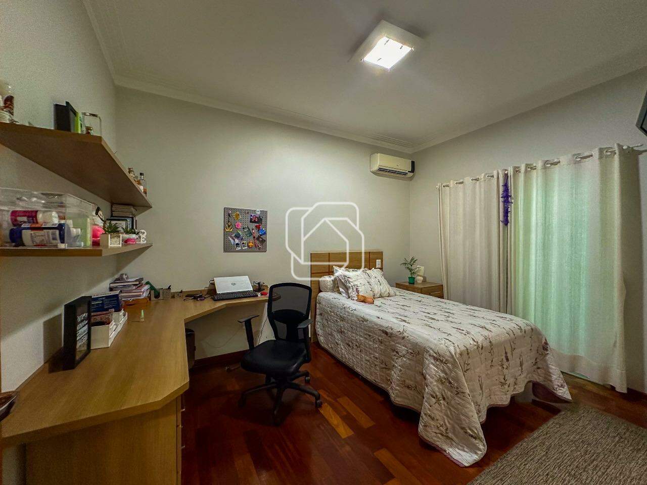 Casa de Condomínio à venda em Itu - SP - Jardim Plaza Atheneé: Suíte